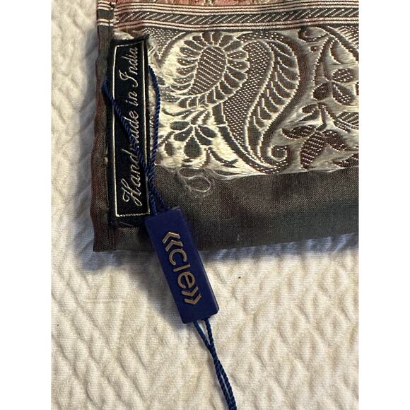 Rare CIE Hand Made fringed silk green and brown  iridescent scarf 
Made in India - Picture 5 of 7